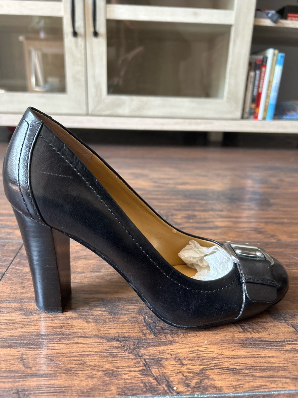 Nine West, Women, Black Leather Heeled Pumps with Silver Buckle - Picture 3 of 12